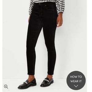 Ann Taylor Sculpting Pocket Mid Rise Skinny Jeans in Velvet Black Size 14